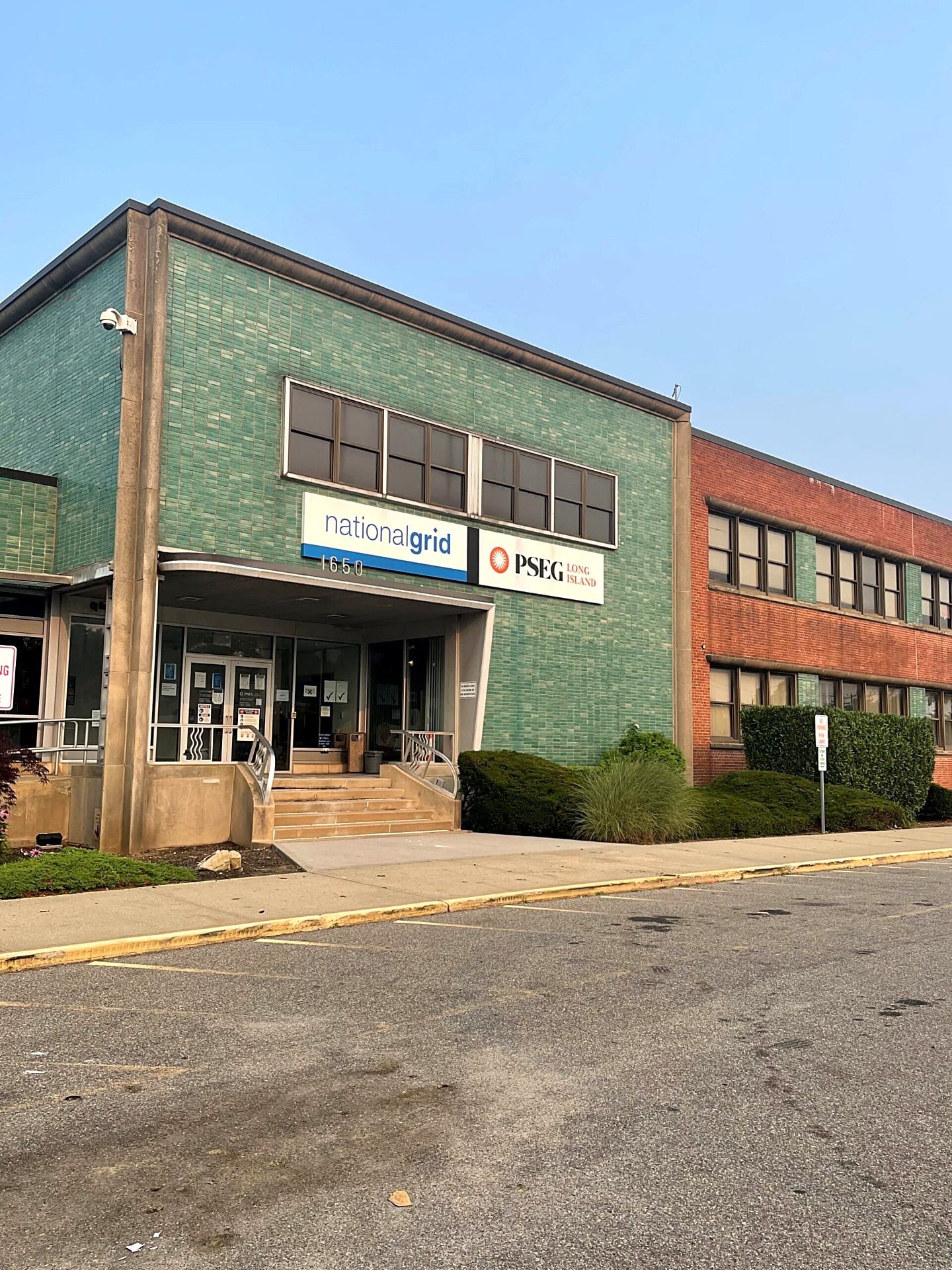 National Grid and PSEG Long Island office building exterior
